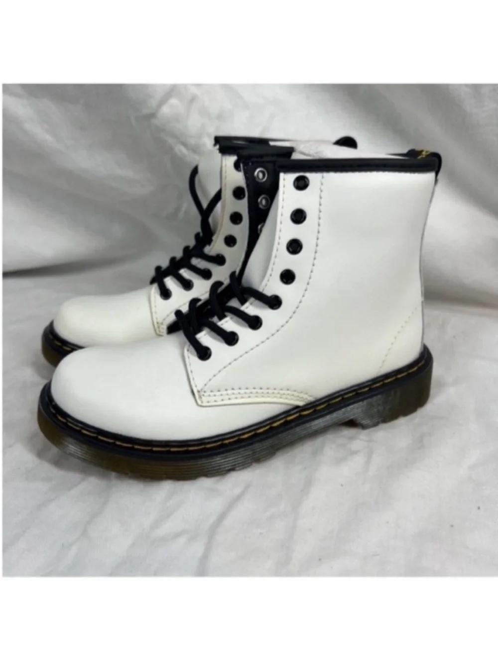 Dr. Martens Romario 1460 white leather lace up side zip boots girls 2